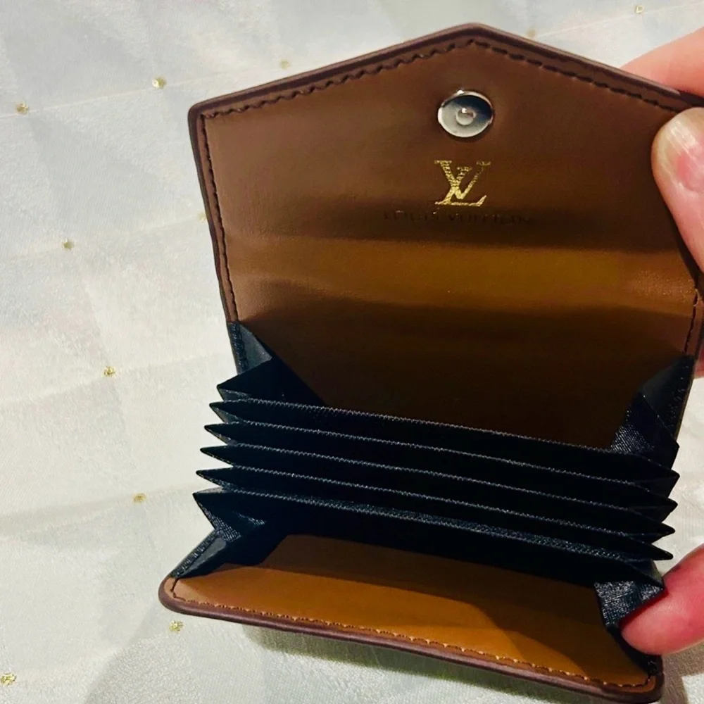 CARD HOLDER: Brown & Beige Checked w/Golden Accents, NWOT